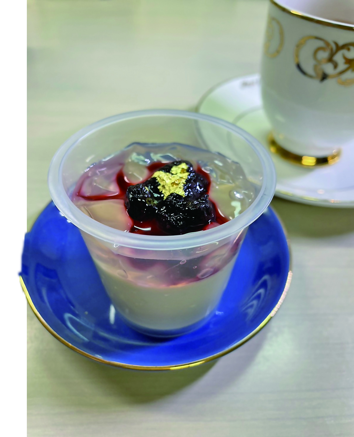 くまとりブルーベリープリン