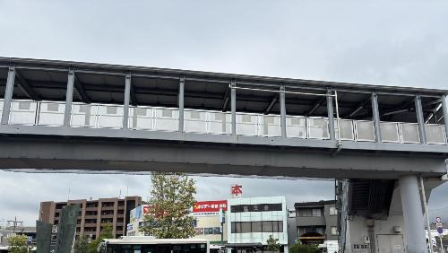 熊取駅東西自由通路連絡デッキ