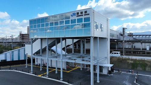 熊取駅西交通広場