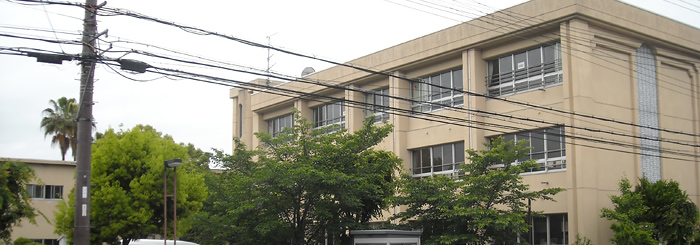 中央小学校