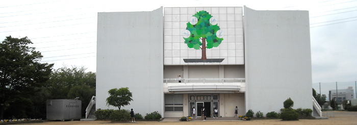 西小学校