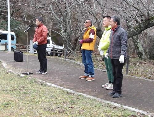 初めの挨拶の様子