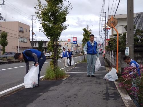 道路清掃の様子