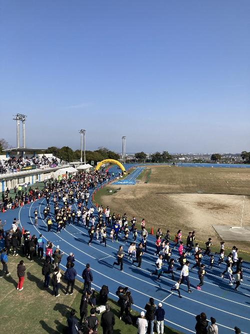 スタート直後の様子を上から撮影