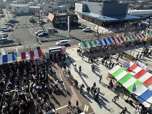 会場を上から撮影