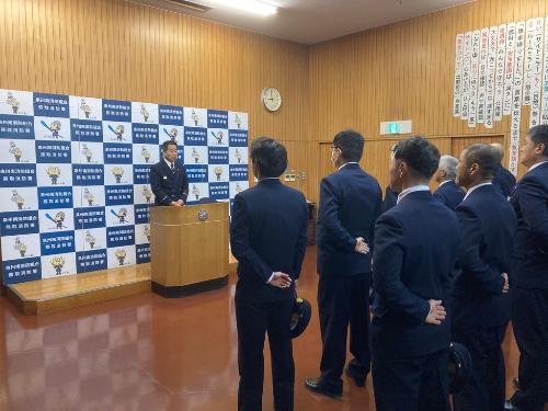 点検、訓示の様子