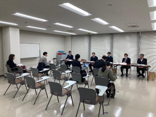 記者会見の様子