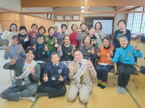 南山の手台タピオステーションでの集合写真