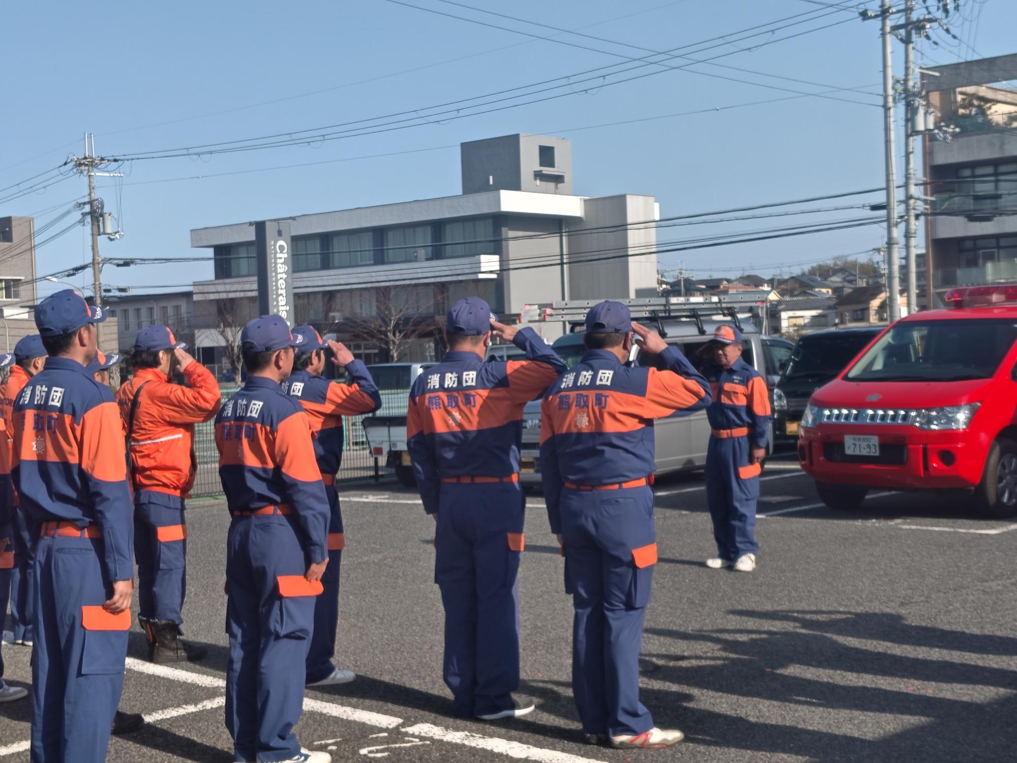 防火パレード参加消防団の様子1