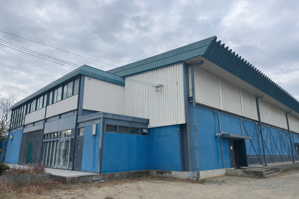 京都大学複合原子力科学研究所体育館_外観