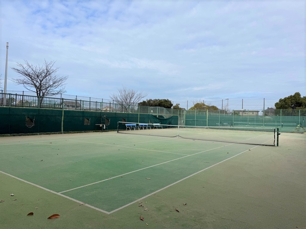 中央公園テニスコート
